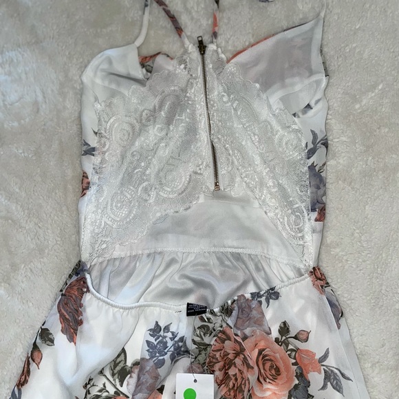 Rue21 maxi dress - Picture 3 of 4